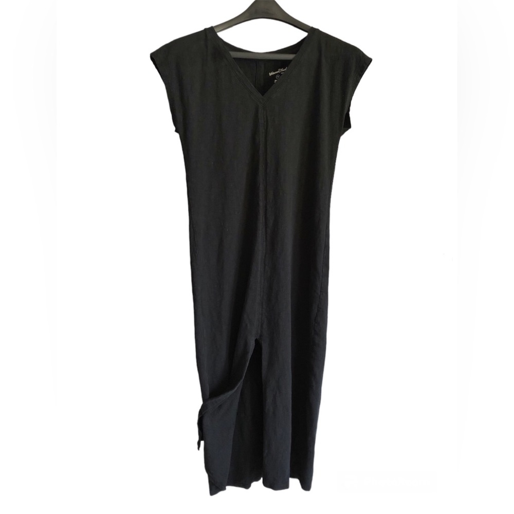 Universal Thread Short Sleeve V-Neck Midi T-shirt Dress